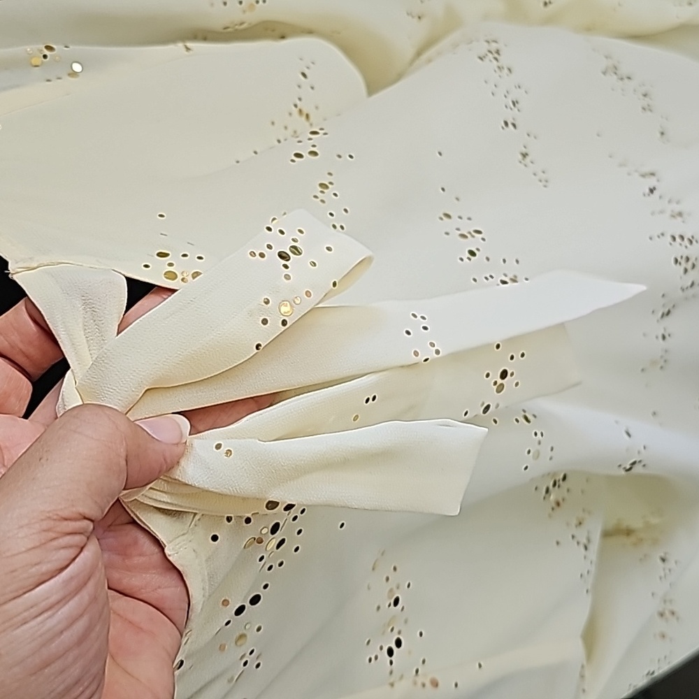 Creme blouse with sparkles - Picture 8 of 15